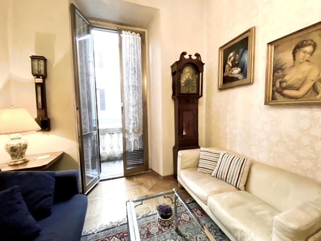Traditional Style In The City Center Рим Экстерьер фото