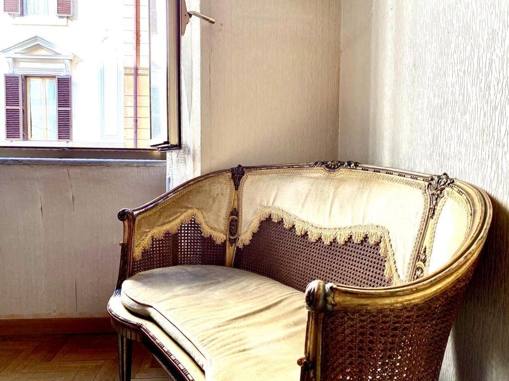 Traditional Style In The City Center Рим Экстерьер фото